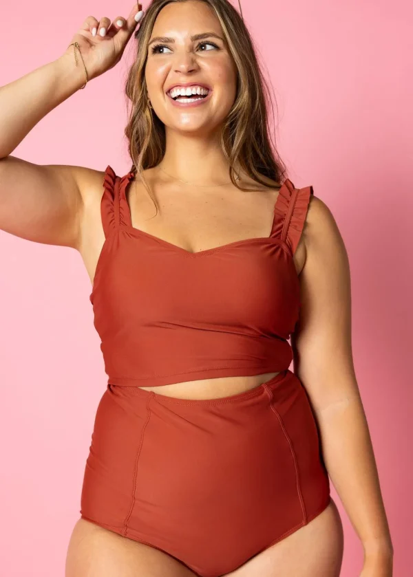 Amber Brown | Extended High-Waisted Bottoms