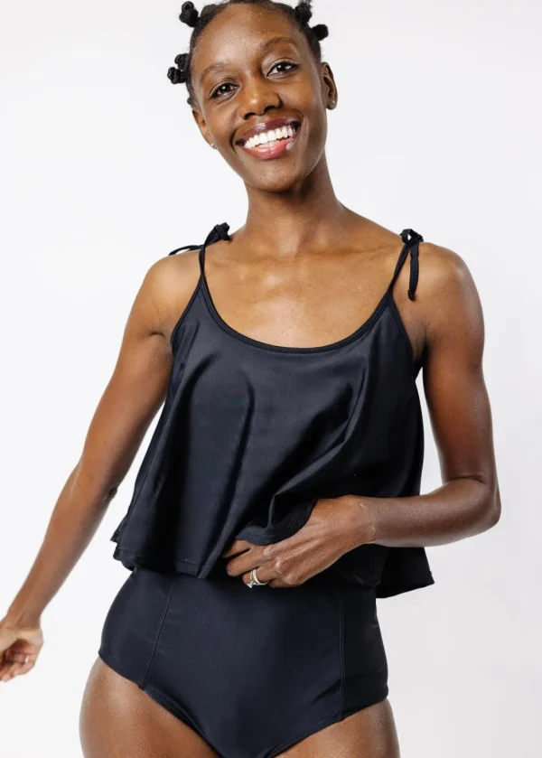 Black | Extended High-Waisted Bottoms