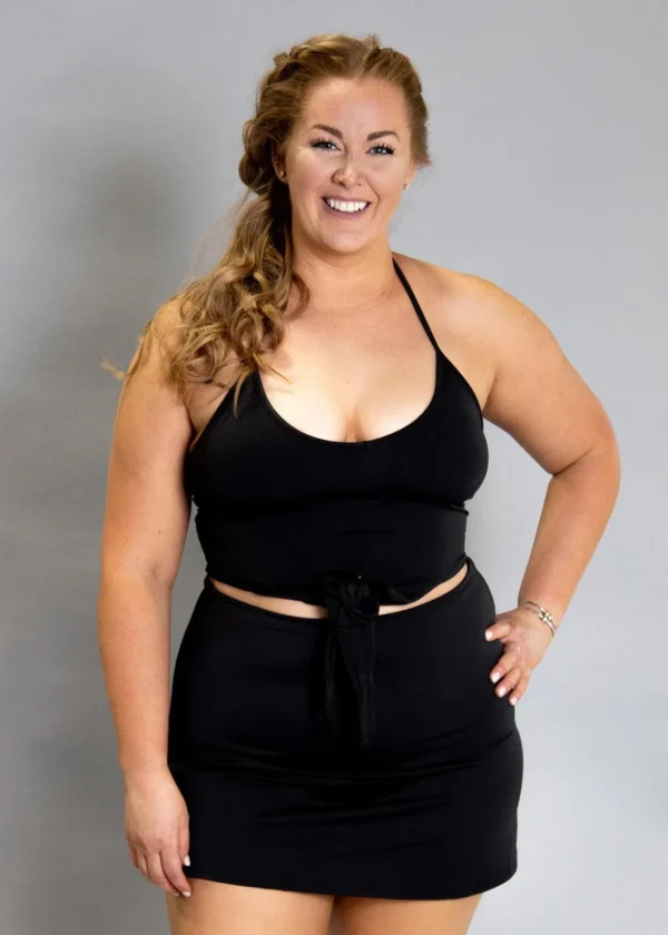 Black | High-Waisted Skirt