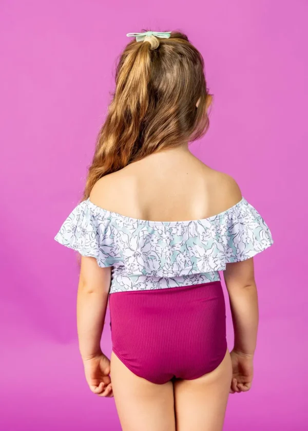 Mint Flowers | Mini Ruffled Around Top
