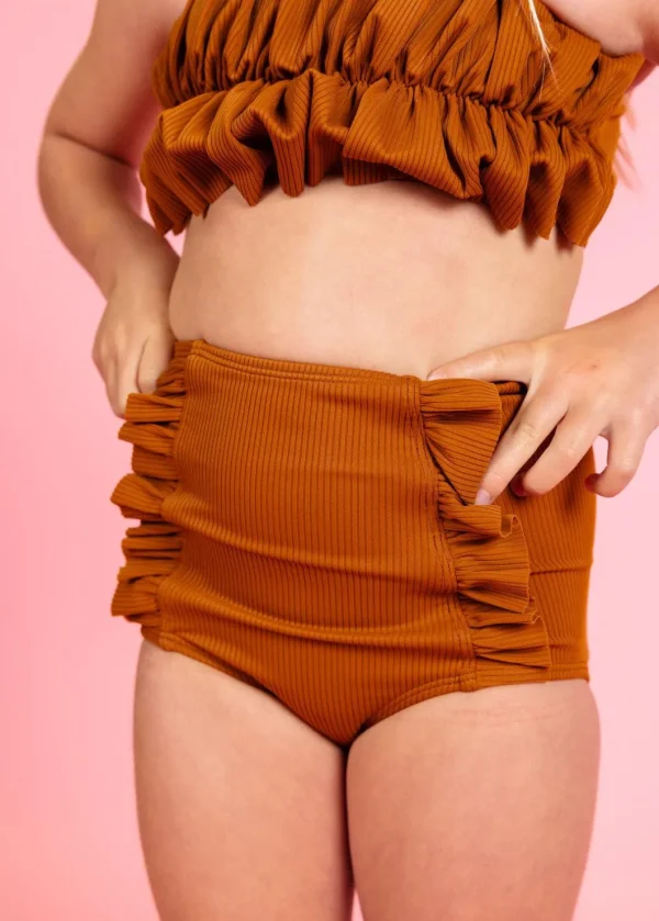 Ribbed Caramel | Mini Down in Front Ruffle Bottoms