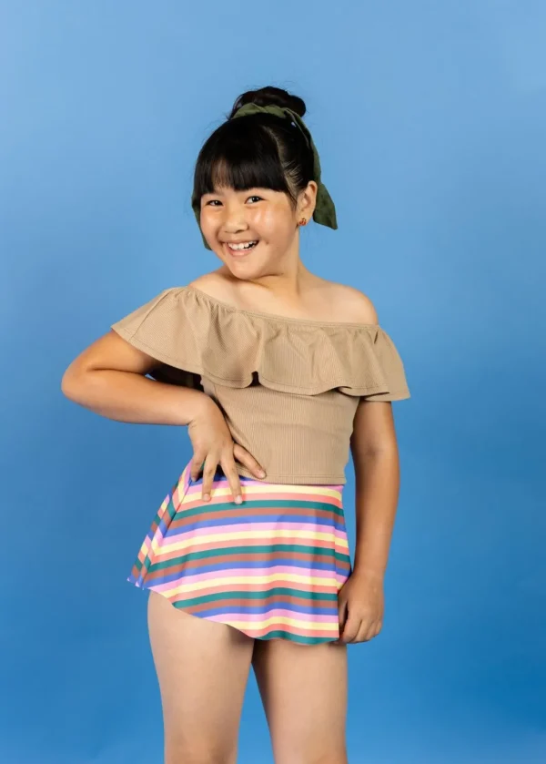 Ribbed Sand Brown | Youth Ruffled Around Top