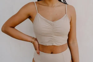 Taupe | Centered Top