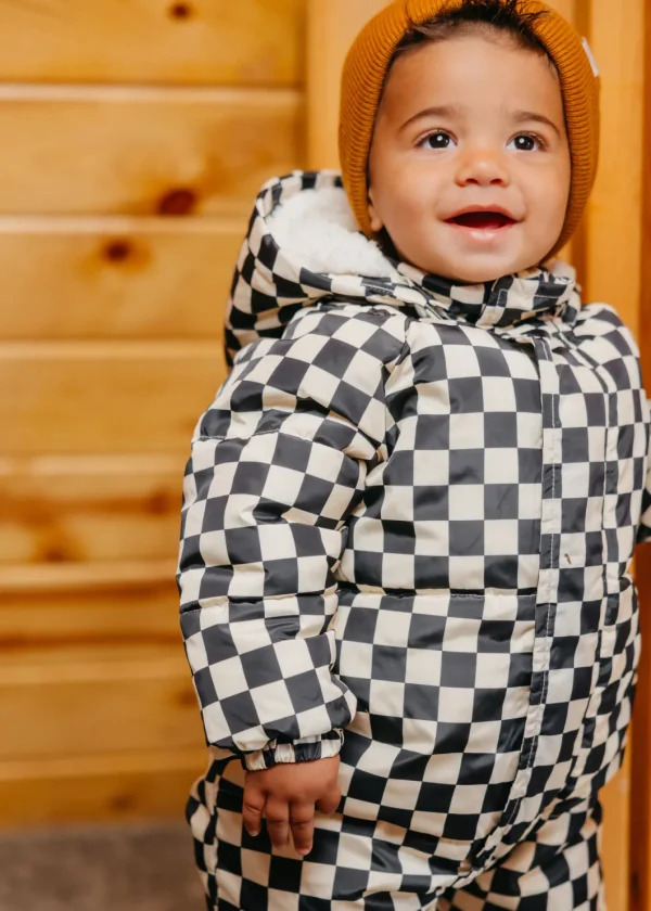The Marshmallow Snow Suit | Racing Checker