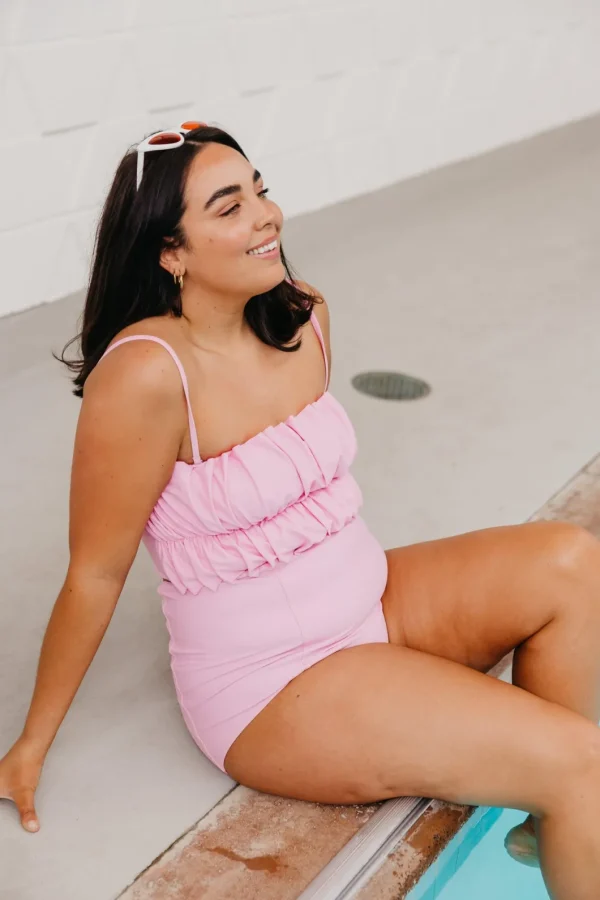 Ultimate Pink | Extended High-Waisted Bottoms