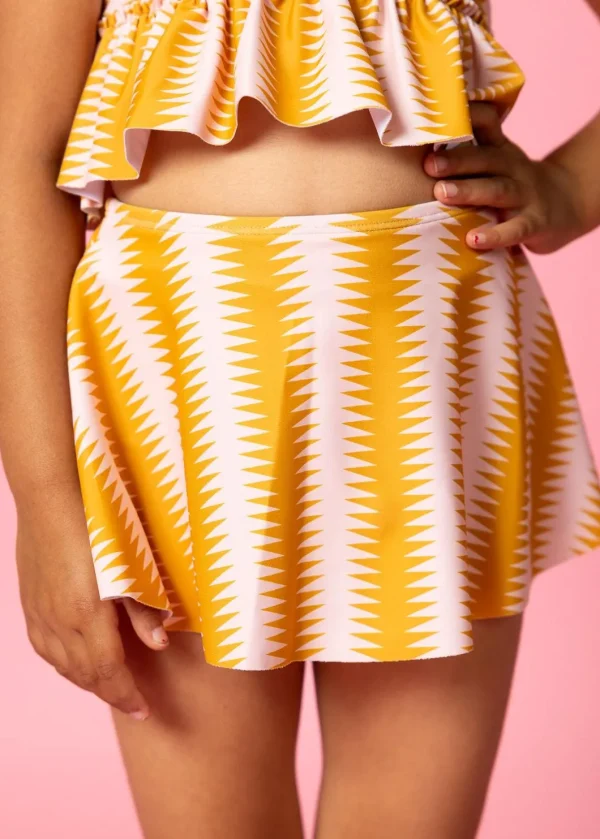 Vintage Triangles | Mini Who Wears Short Skirts