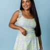 Vivid Cheetah | Flutter Top