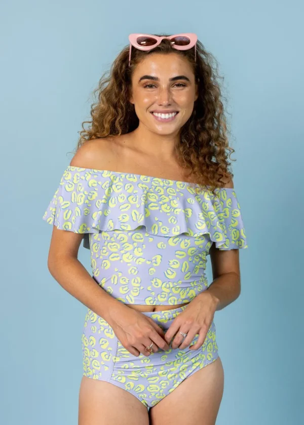Vivid Cheetah | Ruffled Around Top